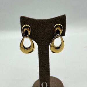 Vintage Trifari Gold tone pierced Drop Earrings
